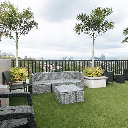 Reddoorz Plus At Canley Residential Pasig City Екстер'єр фото