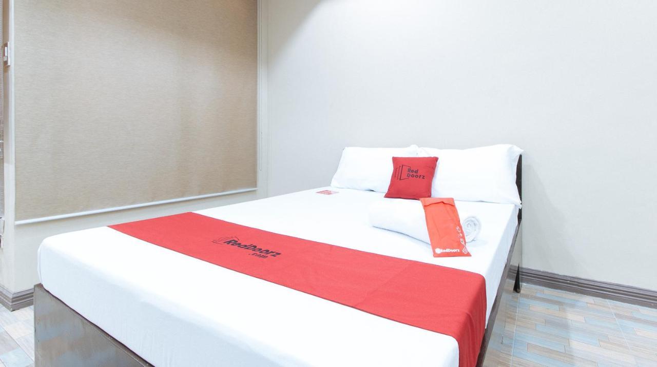 Reddoorz Plus At Canley Residential Pasig City Екстер'єр фото