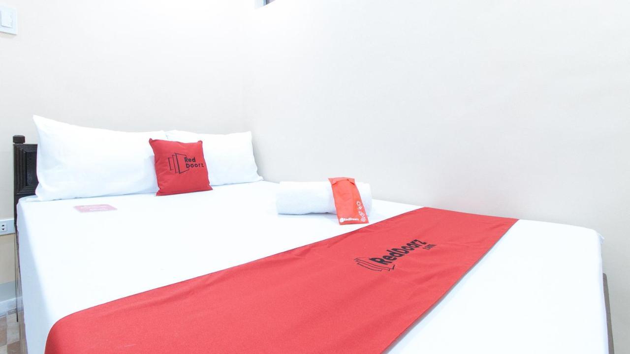Reddoorz Plus At Canley Residential Pasig City Екстер'єр фото