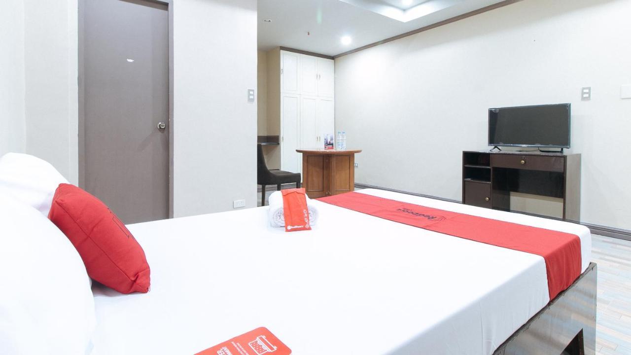 Reddoorz Plus At Canley Residential Pasig City Екстер'єр фото