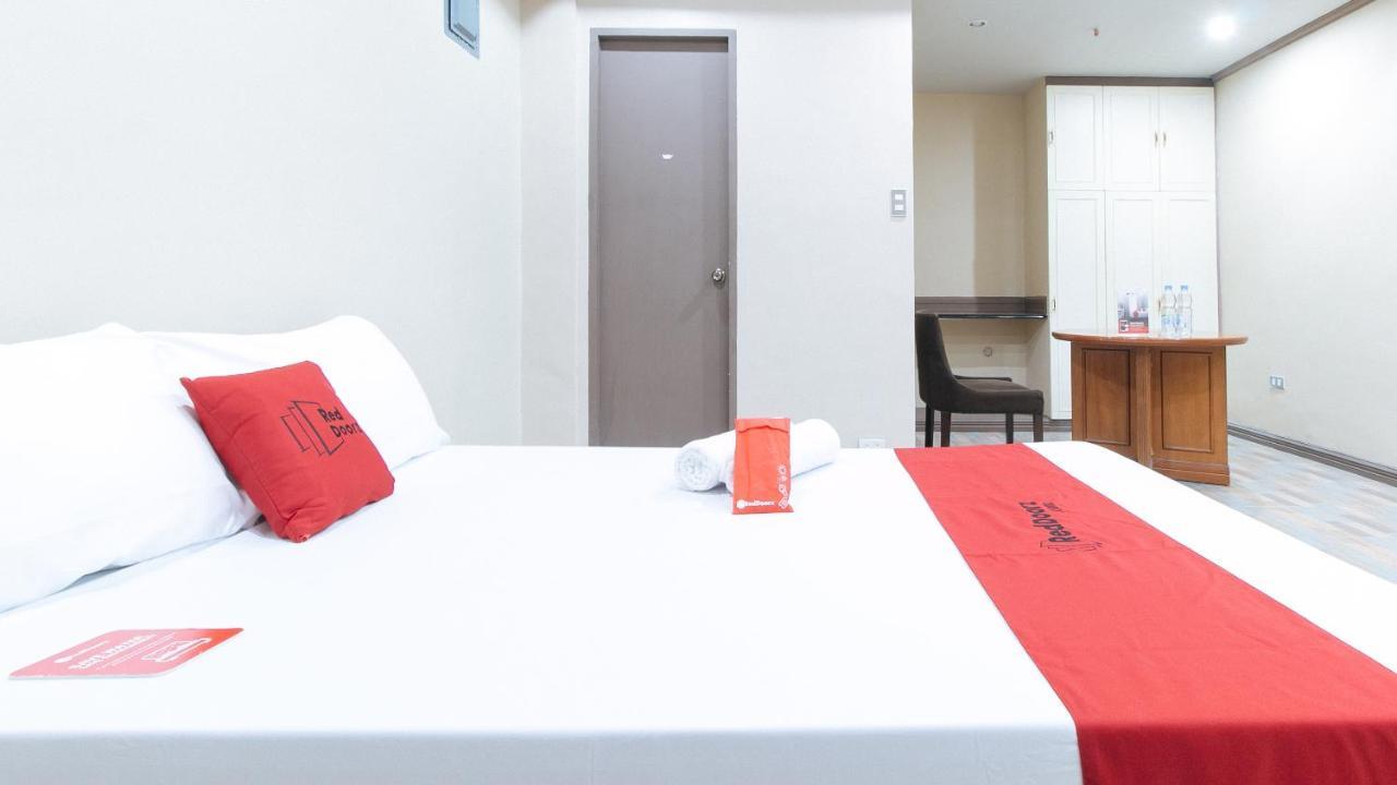 Reddoorz Plus At Canley Residential Pasig City Екстер'єр фото
