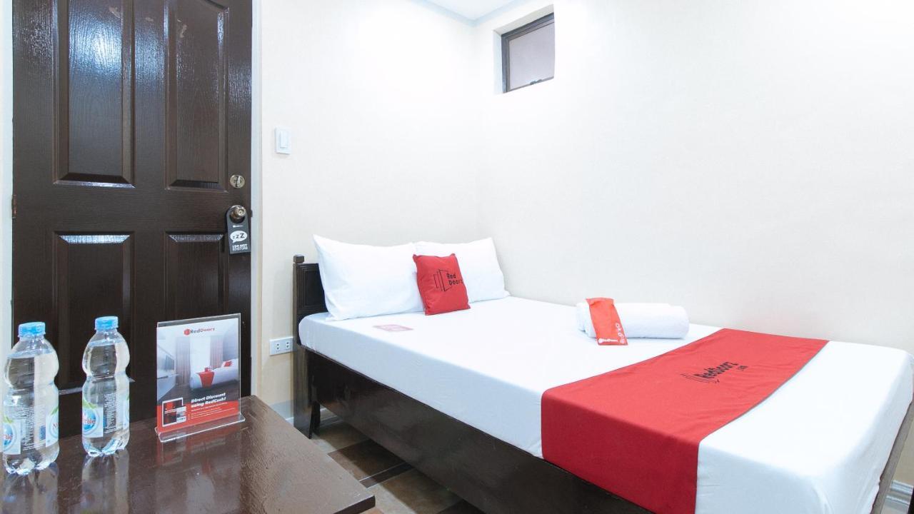 Reddoorz Plus At Canley Residential Pasig City Екстер'єр фото