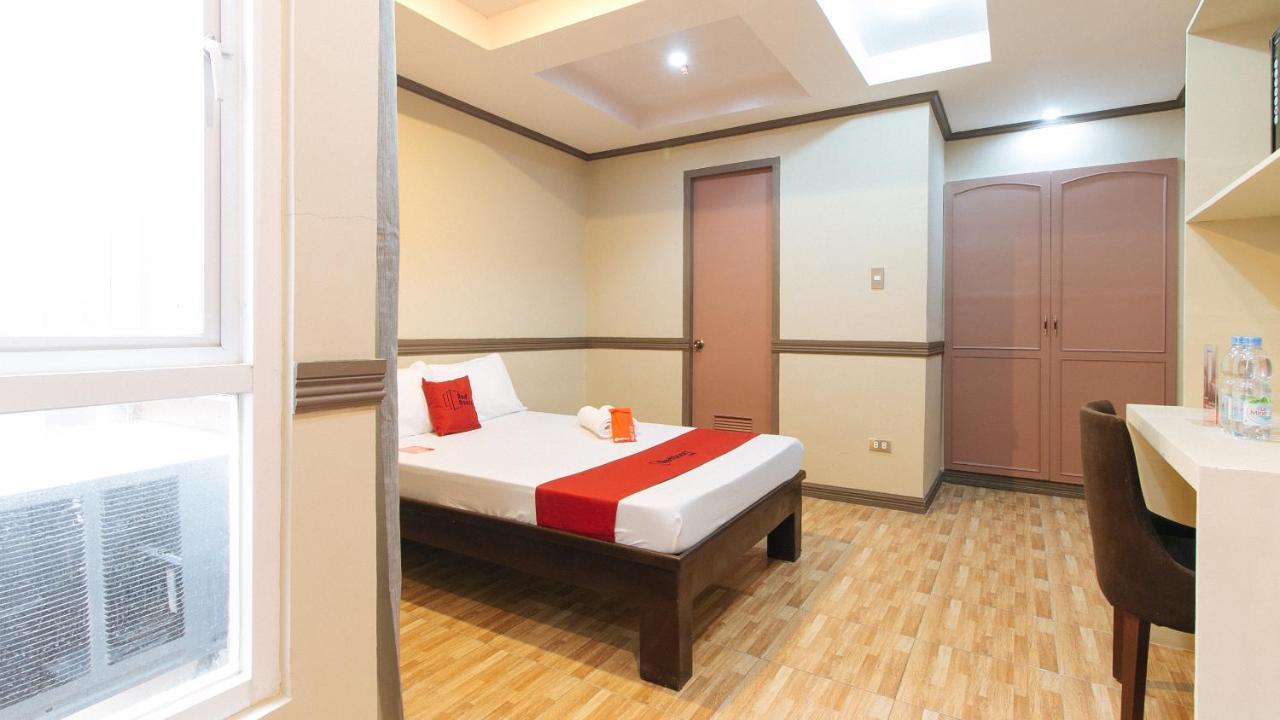 Reddoorz Plus At Canley Residential Pasig City Екстер'єр фото