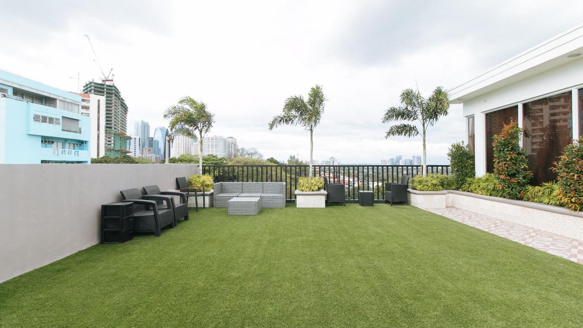 Reddoorz Plus At Canley Residential Pasig City Екстер'єр фото
